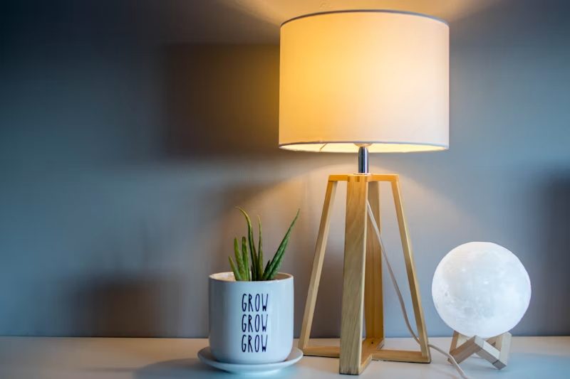 Proportion Table Lamp